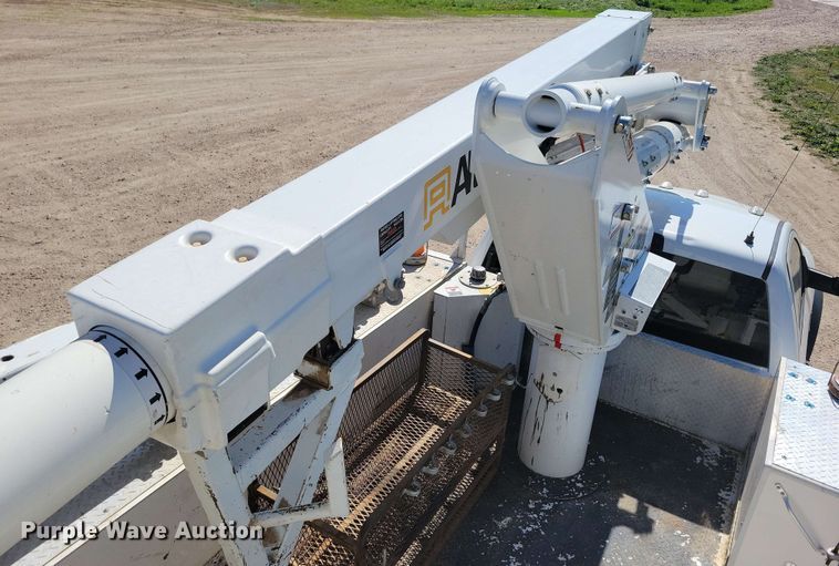 image for item DX6962 2012 Dodge 5500 bucket truck