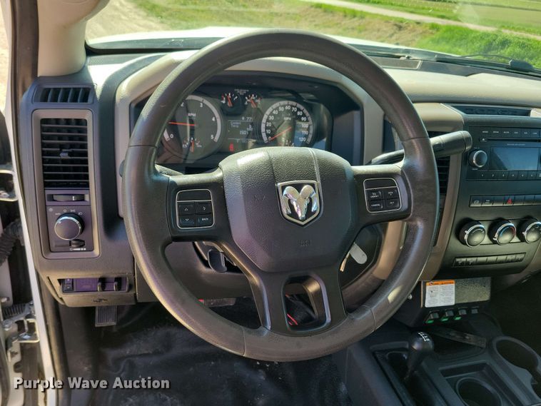 image for item DX6962 2012 Dodge 5500 bucket truck