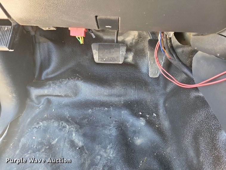 image for item DX6962 2012 Dodge 5500 bucket truck