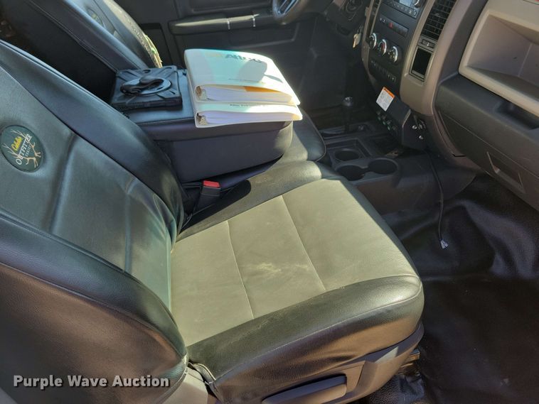 image for item DX6962 2012 Dodge 5500 bucket truck