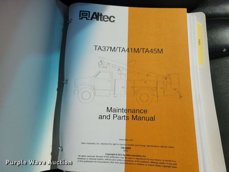 image for item DX6962 2012 Dodge 5500 bucket truck