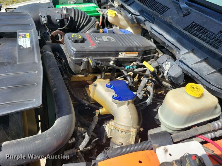 image for item DX6962 2012 Dodge 5500 bucket truck