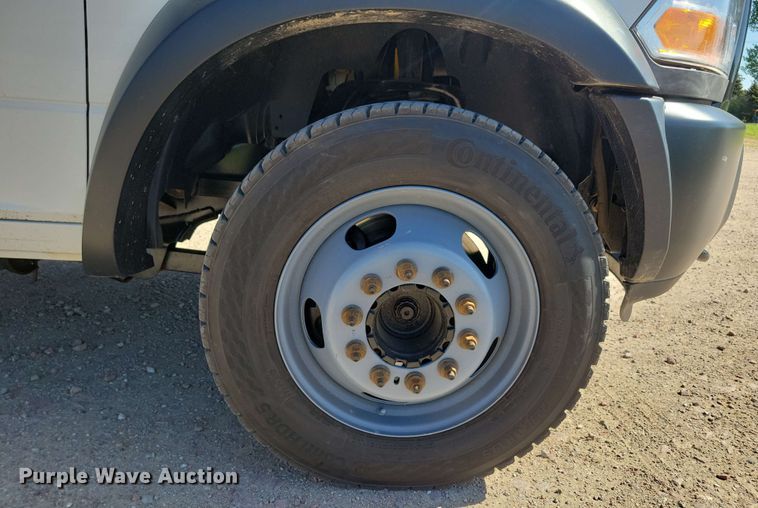 image for item DX6962 2012 Dodge 5500 bucket truck