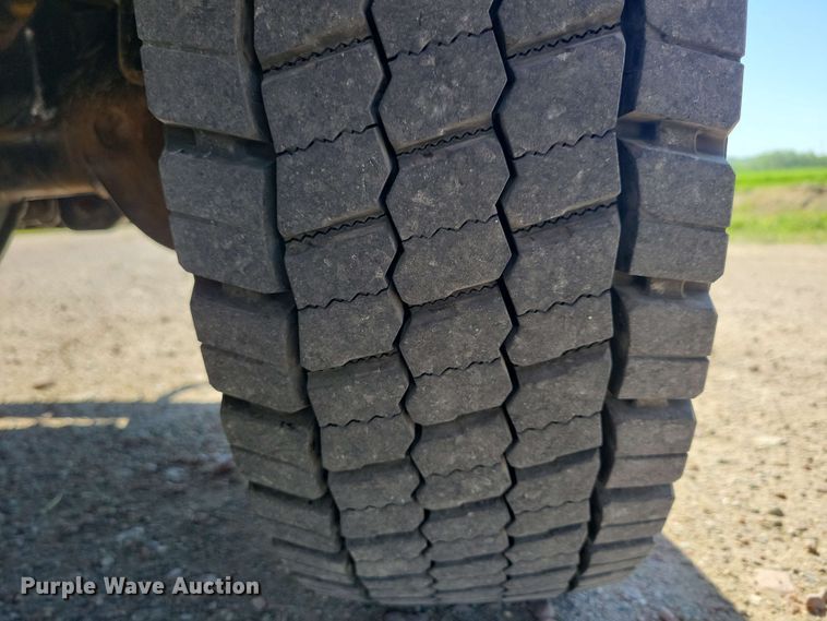 image for item DX6962 2012 Dodge 5500 bucket truck