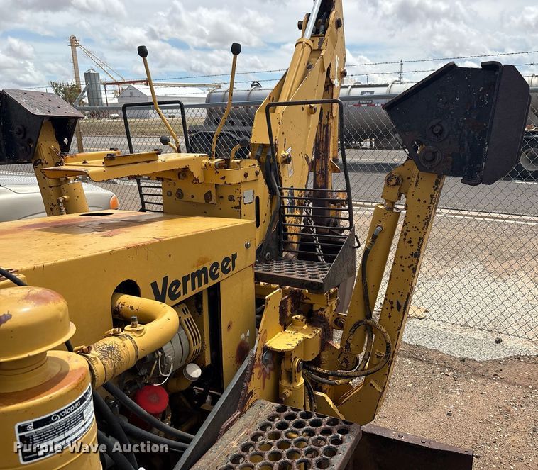image for item DY2490 1985 Vermeer M455A trencher