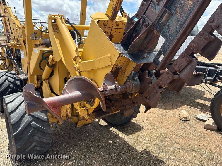image for item DY2490 1985 Vermeer M455A trencher