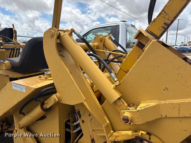 image for item DY2490 1985 Vermeer M455A trencher