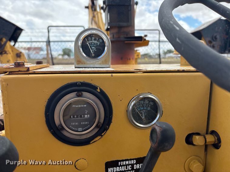 image for item DY2490 1985 Vermeer M455A trencher