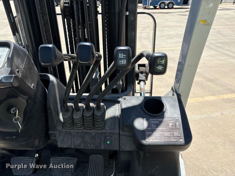 image for item DY2494 2021 Unicarriers PF50 forklift