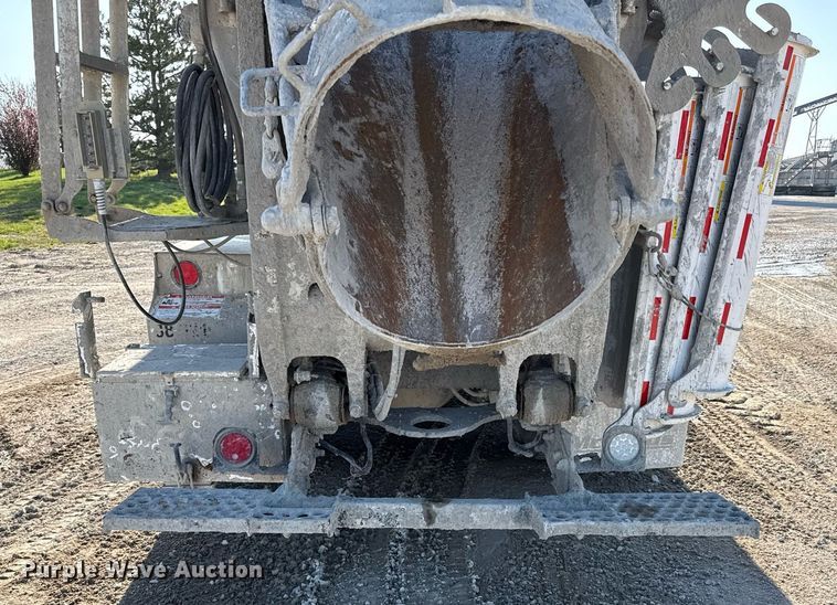 image for item DY7990 2003 Kenworth W900 ready mix truck