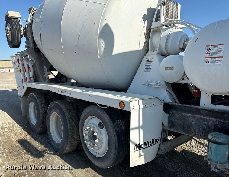 image for item DY7990 2003 Kenworth W900 ready mix truck