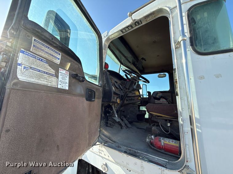 image for item DY7990 2003 Kenworth W900 ready mix truck