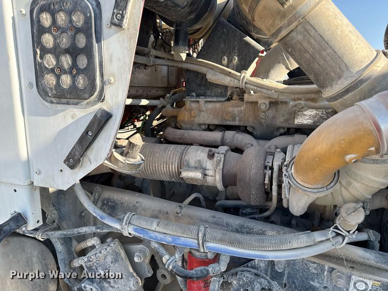 image for item DY7990 2003 Kenworth W900 ready mix truck