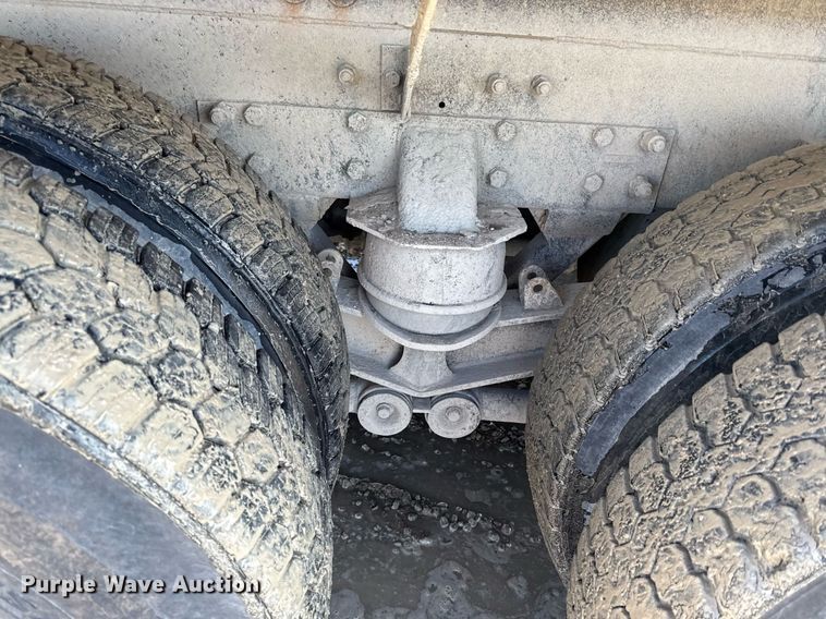 image for item DY7990 2003 Kenworth W900 ready mix truck