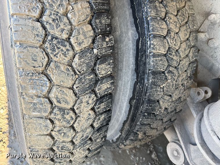 image for item DY7990 2003 Kenworth W900 ready mix truck