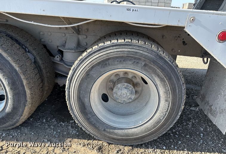 image for item DY7990 2003 Kenworth W900 ready mix truck