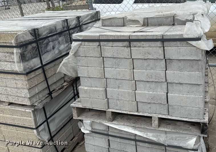 image for item DY8058 Approximately 16 pallets of concrete blocks