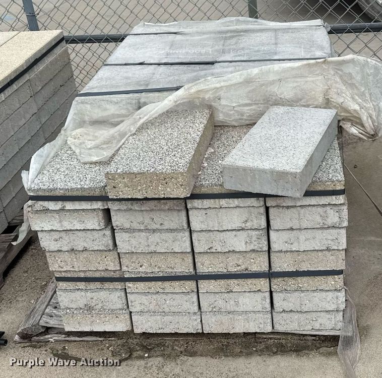 image for item DY8058 Approximately 16 pallets of concrete blocks