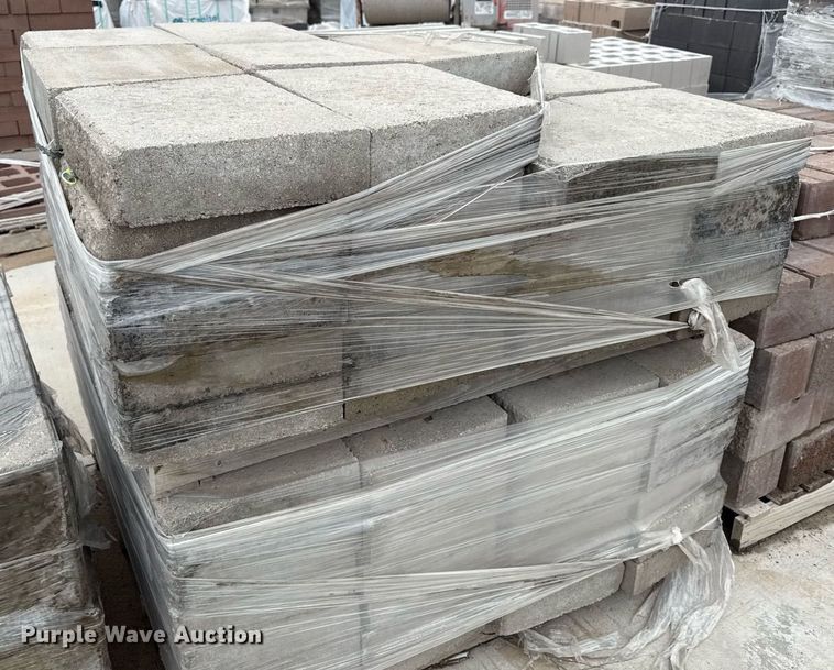 image for item DY8065 Approximately 11 pallets of landscape blocks