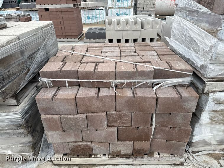image for item DY8065 Approximately 11 pallets of landscape blocks