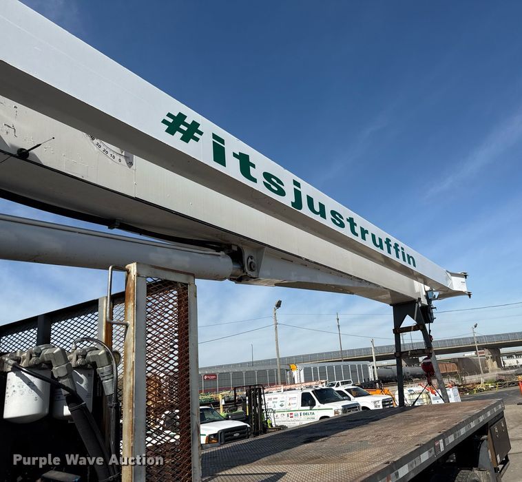 image for item DZ4022 2007 Sterling L9500 crane truck