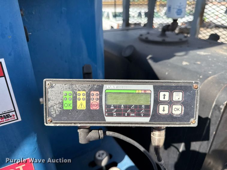 image for item DZ4022 2007 Sterling L9500 crane truck