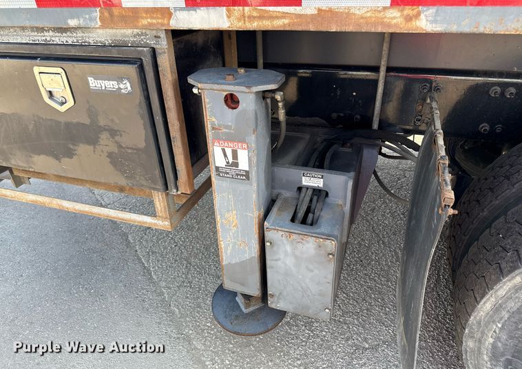 image for item DZ4022 2007 Sterling L9500 crane truck