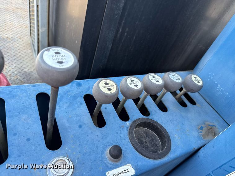 image for item DZ4022 2007 Sterling L9500 crane truck