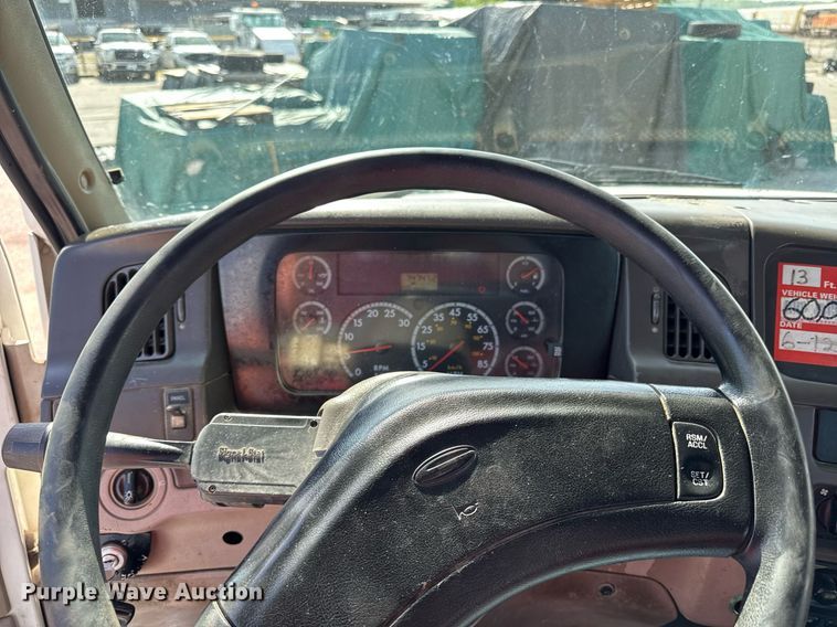 image for item DZ4022 2007 Sterling L9500 crane truck