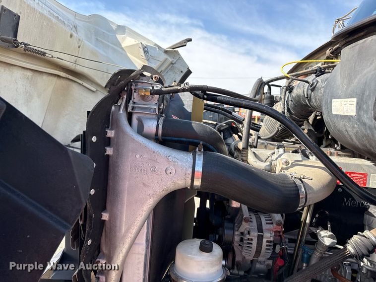 image for item DZ4022 2007 Sterling L9500 crane truck