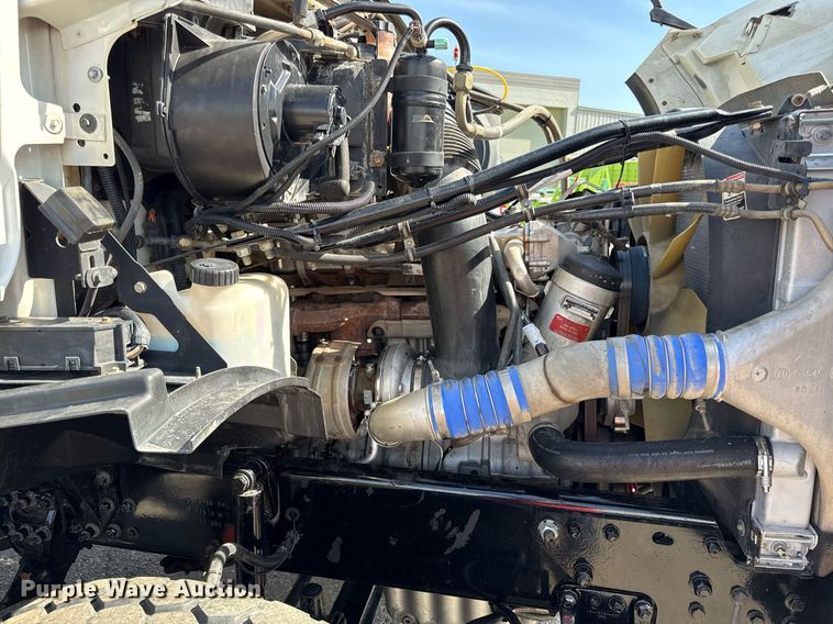 image for item DZ4022 2007 Sterling L9500 crane truck