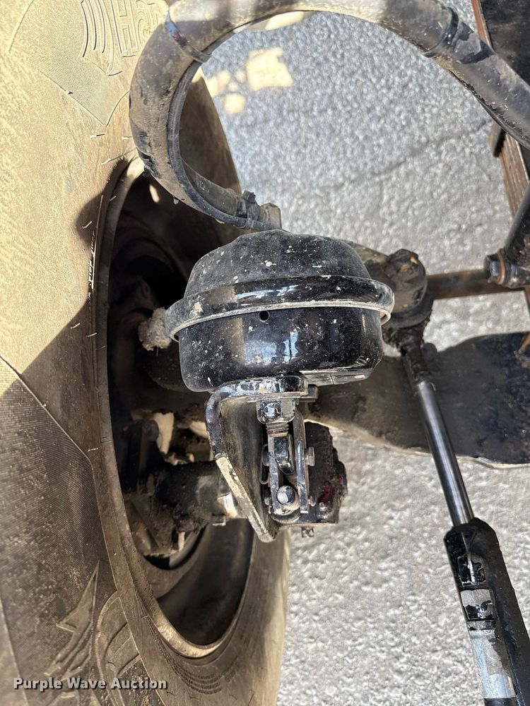 image for item DZ4022 2007 Sterling L9500 crane truck