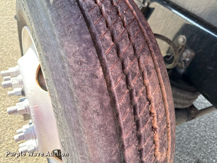 image for item DZ4022 2007 Sterling L9500 crane truck