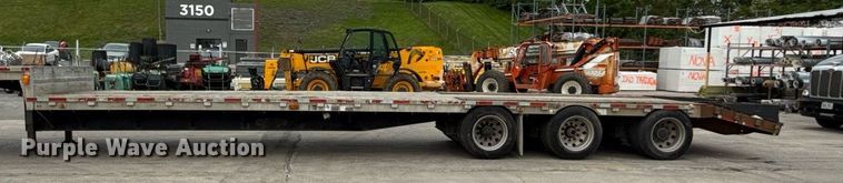 image for item DZ4031 1997 Wilson CF-900 drop deck equipment trailer