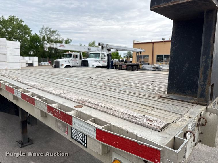 image for item DZ4031 1997 Wilson CF-900 drop deck equipment trailer