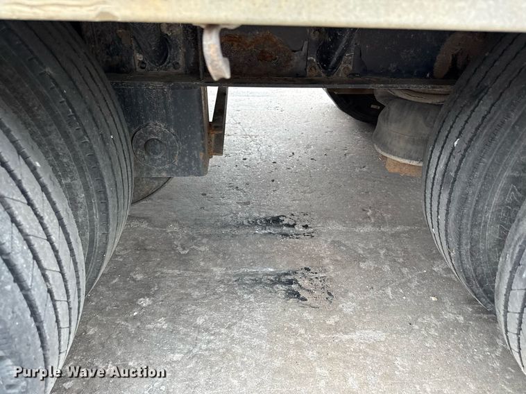 image for item DZ4031 1997 Wilson CF-900 drop deck equipment trailer