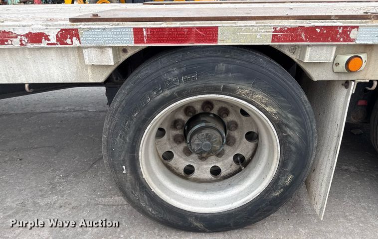 image for item DZ4031 1997 Wilson CF-900 drop deck equipment trailer