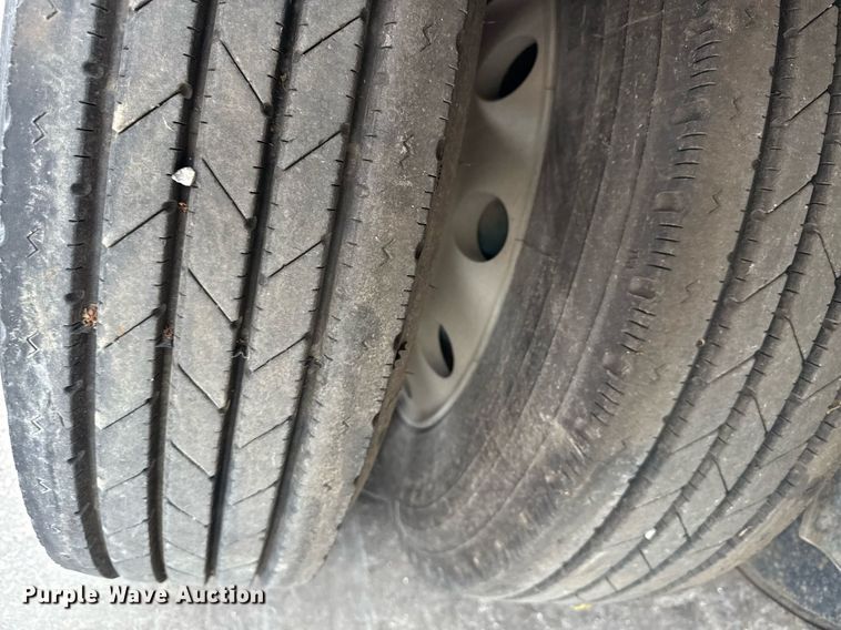 image for item DZ4031 1997 Wilson CF-900 drop deck equipment trailer