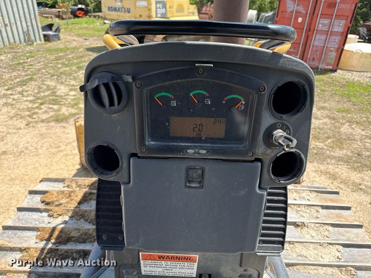 image for item DZ4035 2013 Caterpillar D5K2 LGP dozer