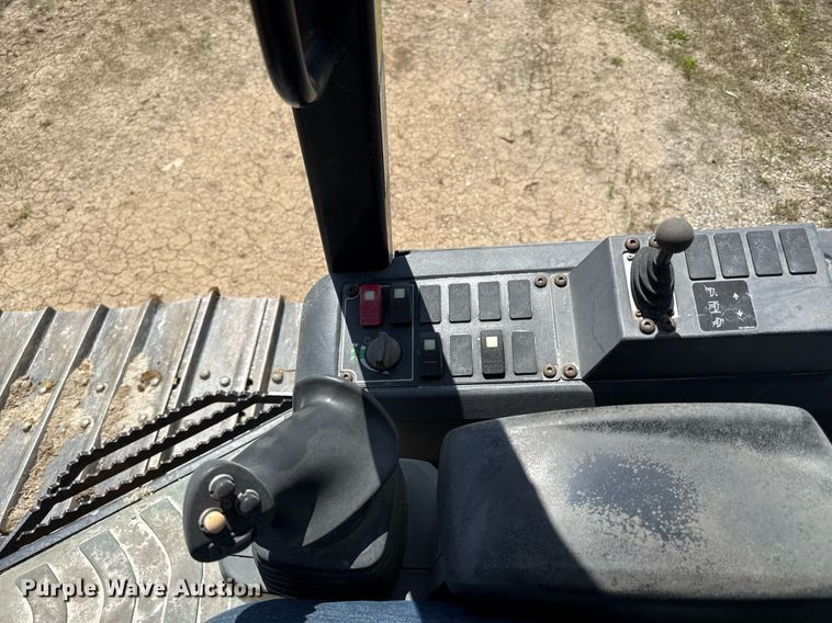 image for item DZ4035 2013 Caterpillar D5K2 LGP dozer