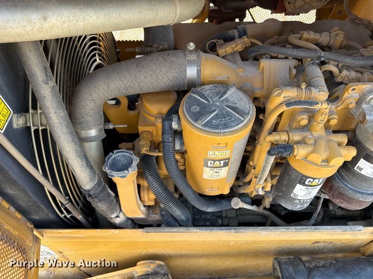 image for item DZ4035 2013 Caterpillar D5K2 LGP dozer