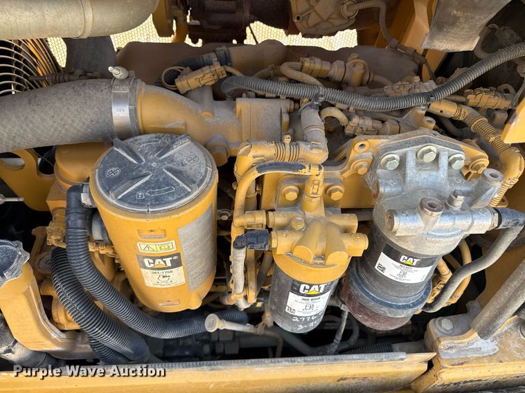 image for item DZ4035 2013 Caterpillar D5K2 LGP dozer