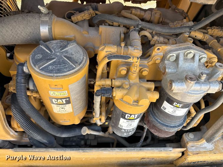 image for item DZ4035 2013 Caterpillar D5K2 LGP dozer