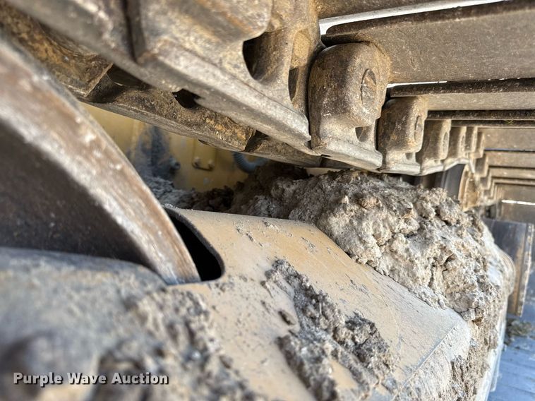 image for item DZ4035 2013 Caterpillar D5K2 LGP dozer