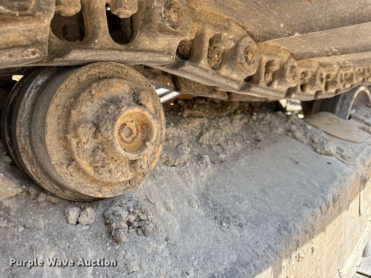 image for item DZ4035 2013 Caterpillar D5K2 LGP dozer