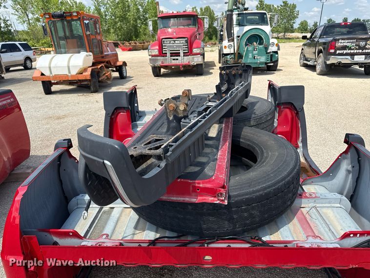 image for item DZ4036 Pickup truck bed