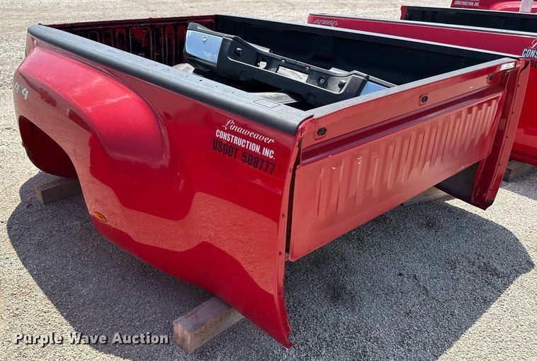 image for item DZ4037 Pickup truck bed