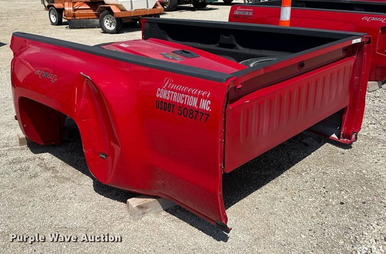 image for item DZ4039 Pickup truck bed
