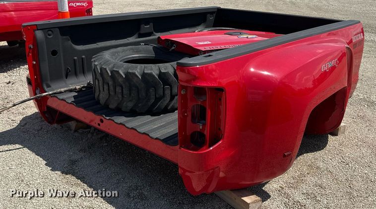 image for item DZ4039 Pickup truck bed