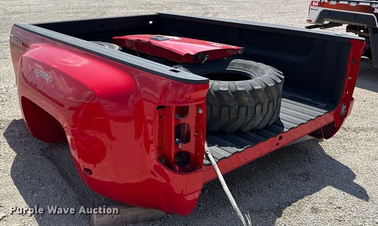 image for item DZ4039 Pickup truck bed